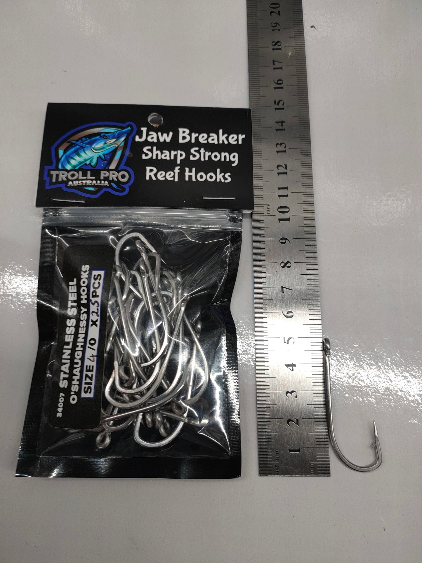 4/0 Stainless Steel O'Shaughnessy hooks