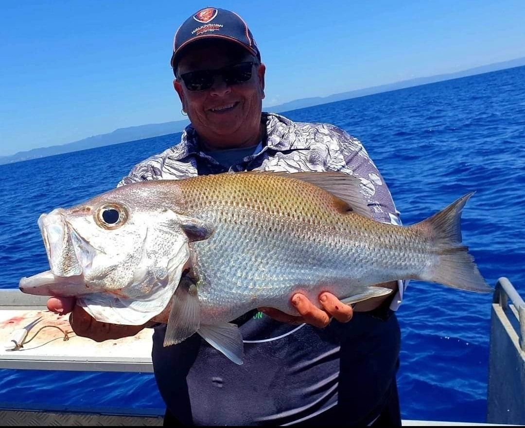 5/0 Black Octopus Hooks pack of 25 FREE DELIVERY