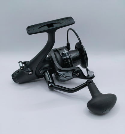 BAIT RUNNER STYLE FISHING REEL BEAST 6000